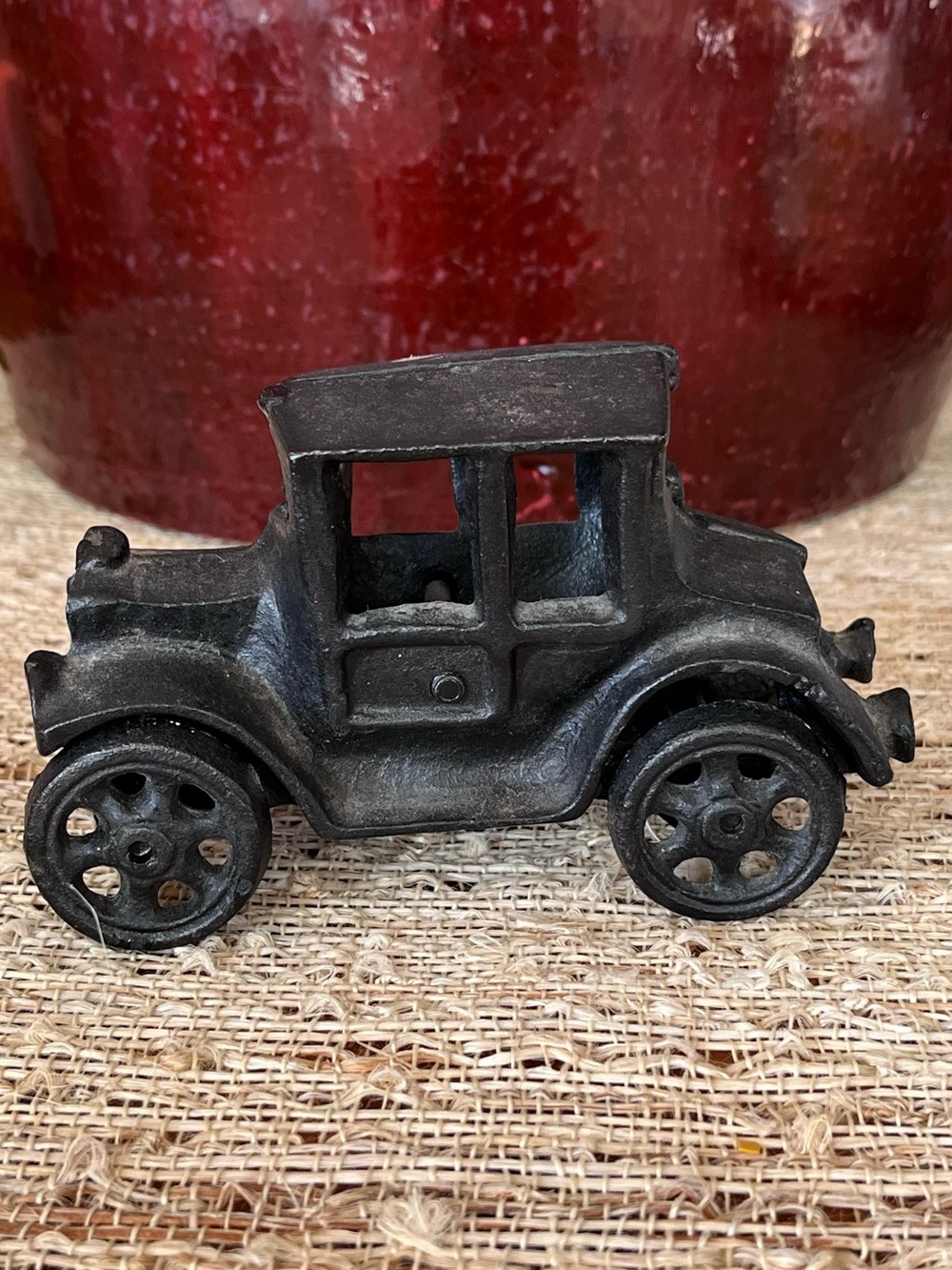 Vintage-Style Cast Iron Model T Replica